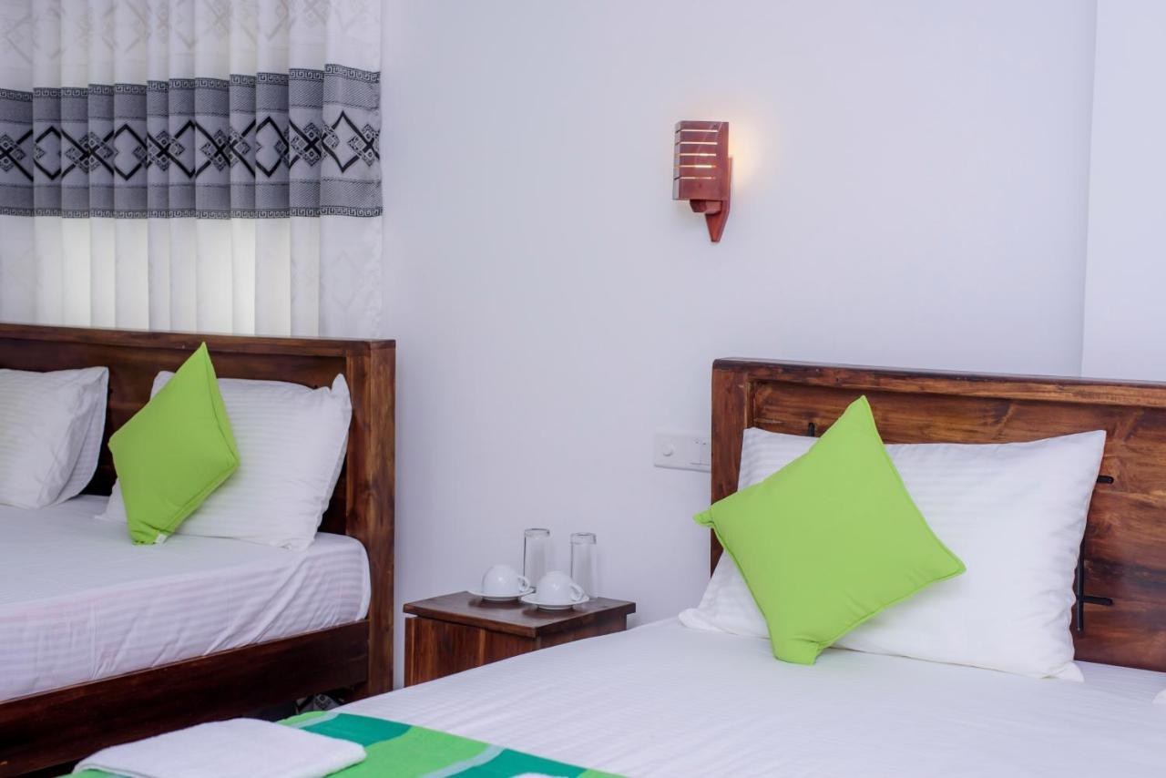Scenery River Star Hotel 히카두와 외부 사진